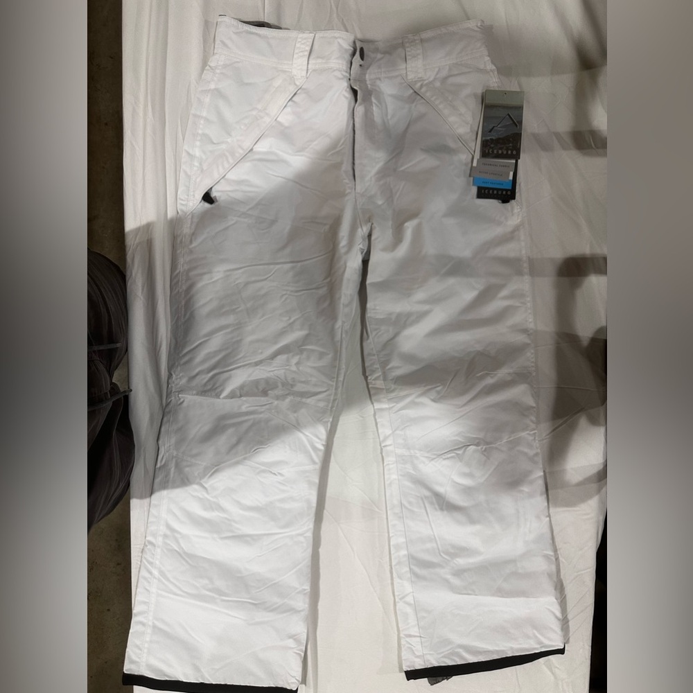 Women’s Outerwear Pants